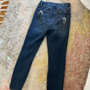 good legs in great shape!